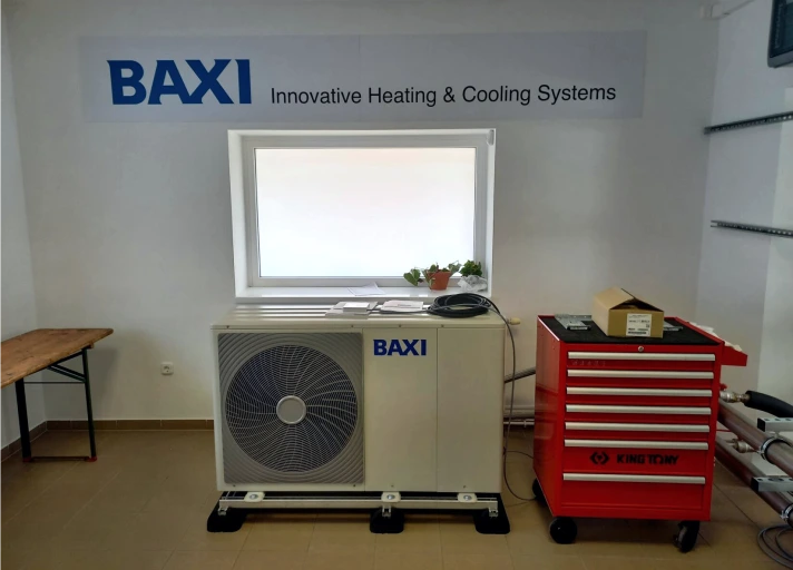 Baxi Auriga monoblokk levegő-víz hőszivattyú a ceglédi szervizlaborban