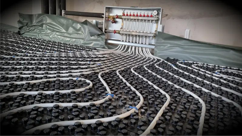 Unidelta FlexAll rendszer a Gépész kecskeméti irodaházában
