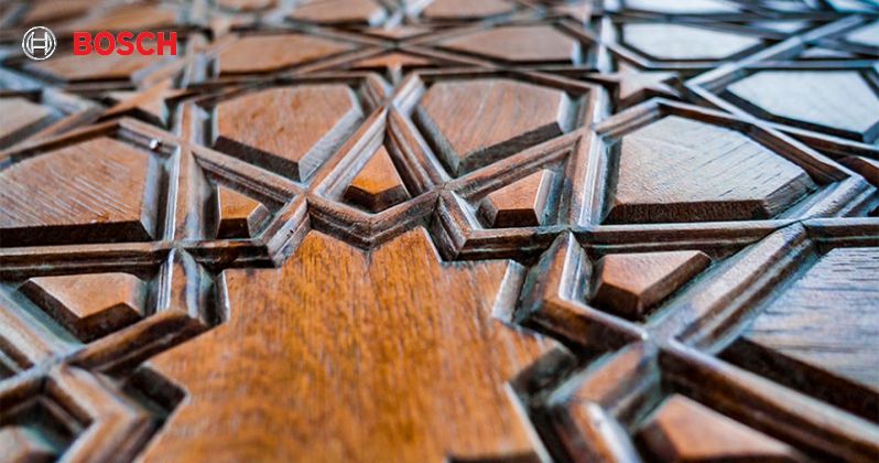 Bosch - Kéz a kézben a hagyománnyal Csillagmintás faragás, gyöngyberakások...ez a török kündekari